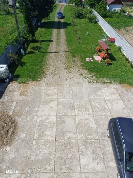 Casa cu 8 camere, 400 mp, 15 ari teren, Salcea