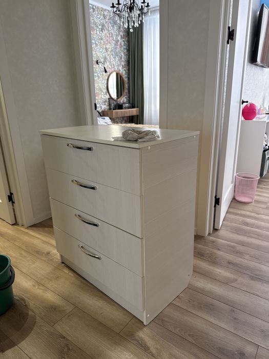 Камод хорошего качества