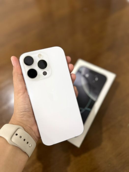 Iphone 16pro .             .
