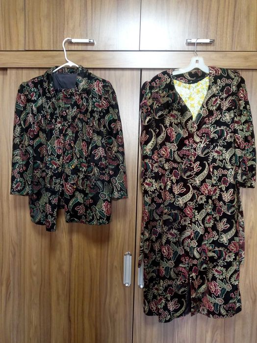 Национальная одежда и халаты по 100 тыс(обувь отдам БЕСПЛАТНО)