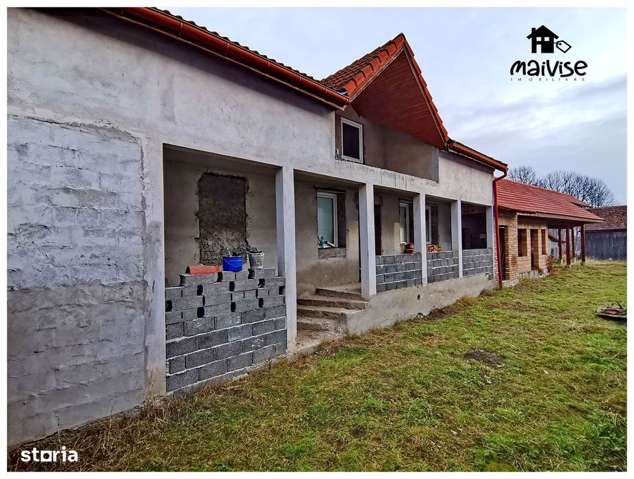Casa 7 camere 200 mp utili, teren 1.910 mp- Baile Persani/Ohaba