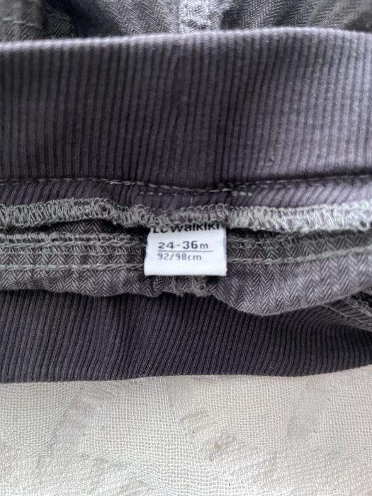 Продам детские джинсовые брюки