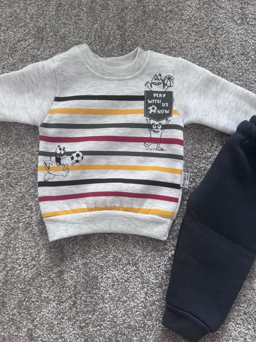 Чисто ново есенно комплектче 74 размер