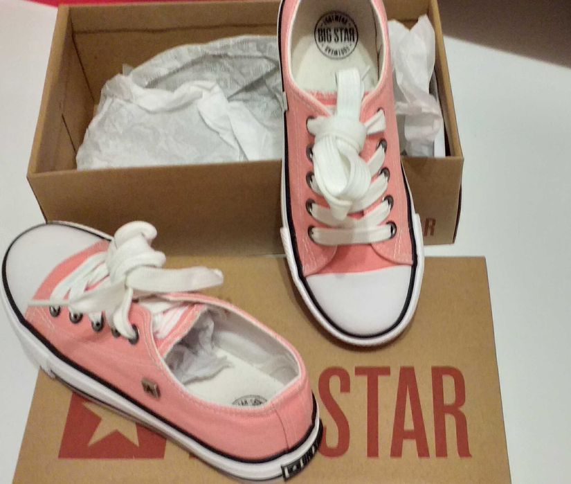 Tenesi fata BigStar noi 31