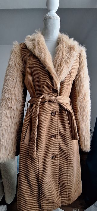 Palton călduros de iarnă