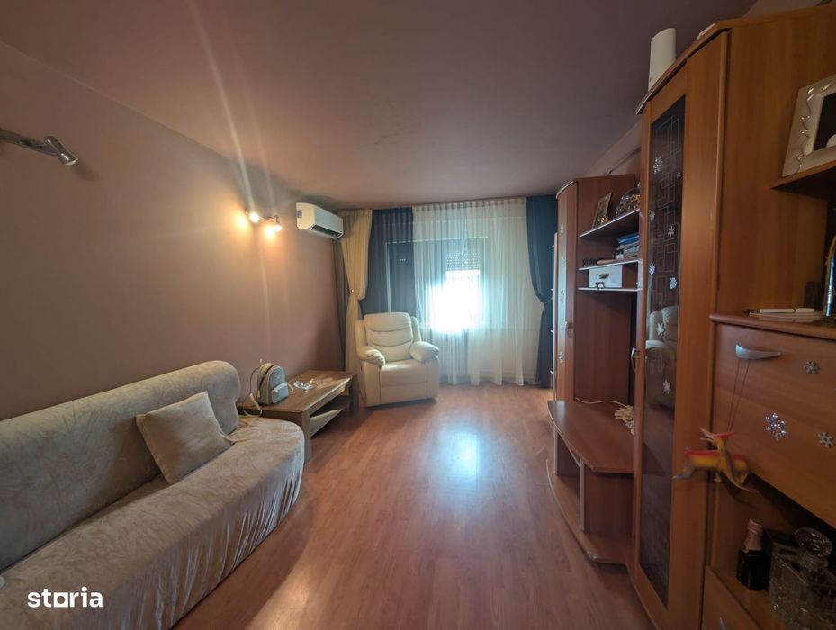 Apartament 3 camere decomandat | 9 Mai – Padina | Mobilat și utilat