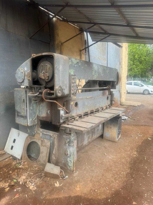 Гильотина Режет до 6мм