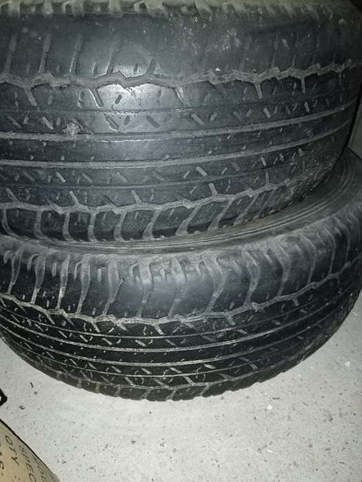 Продам Пару шин 265/65 R17