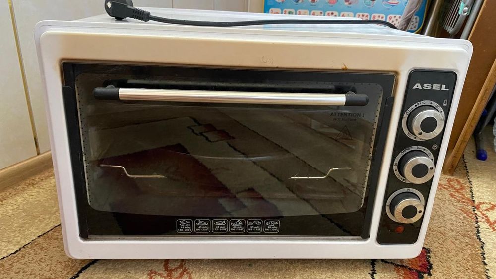 Продам духовку на запчасти