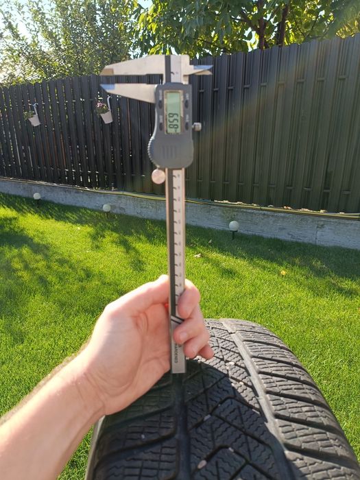 Anvelope iarna 245 50 R19 runflat Pirelli