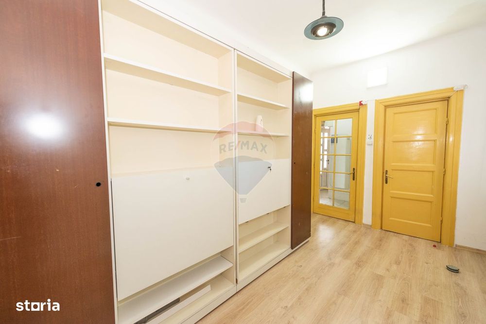 Apartament cu 3 camere de inchiriat, 69 mp utili, Mall Vitan