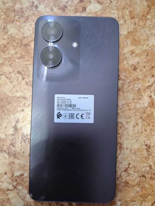 Продам телефон Realmi note 60