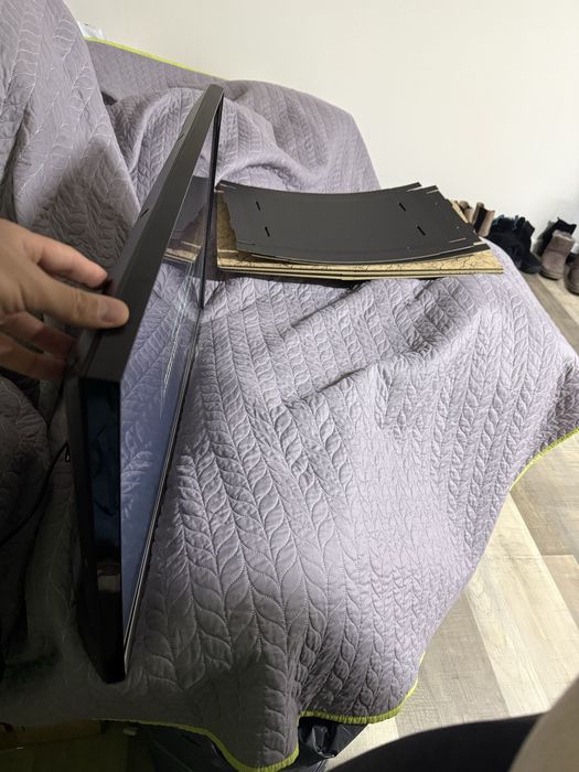 Televizor Samsung 60cm diagonala