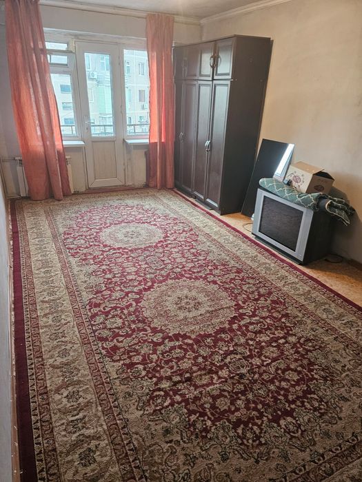 Продам 2 х комнатную Жангелдина