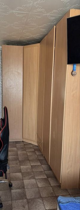 Продаю большой шкаф