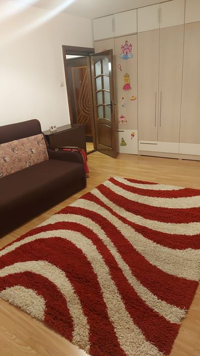 Apartament de închiriat