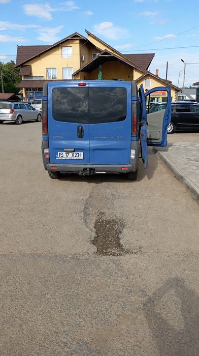Vând Opel vivaro din 2006. Motor de 1.9. consum foarte bun. Mașina este in stare perfecta de funcționare, sa schimbat multe piese la ea.