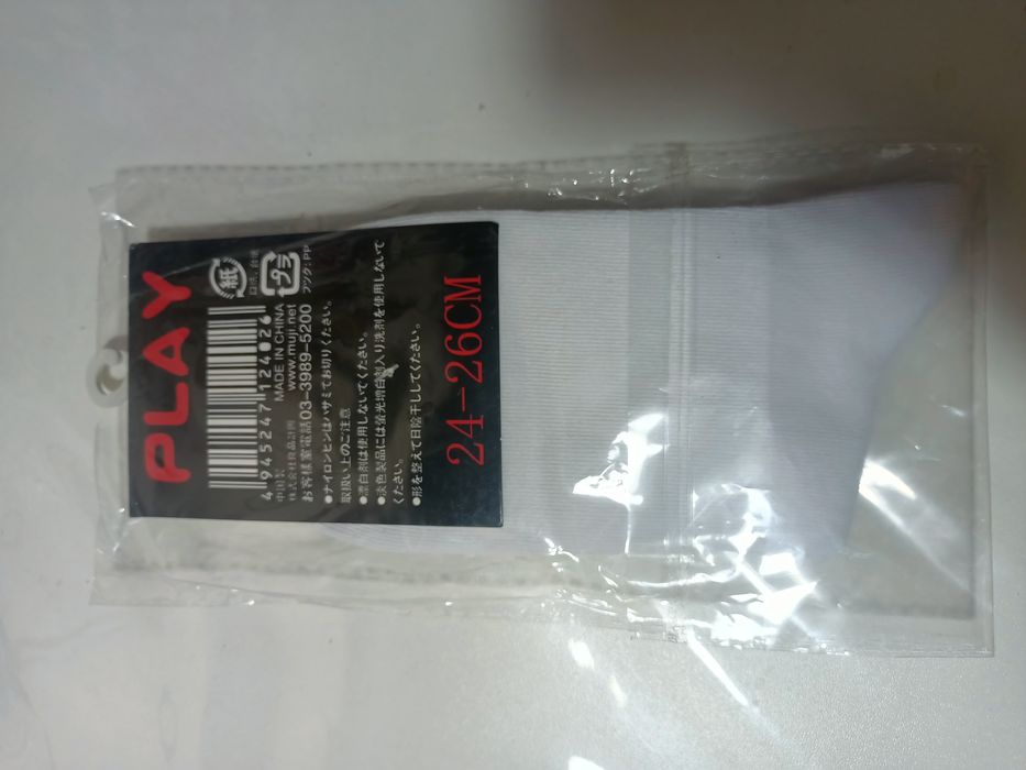 Продам новые носки CDG