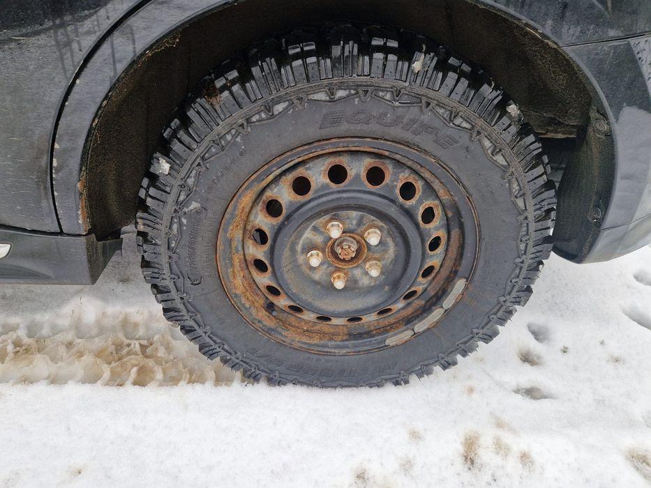 Roti off rooad Mitsubishi outlander LT 215/65R16