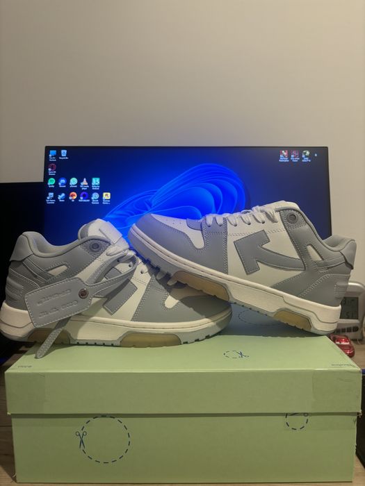 Off-White Out of Offce