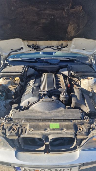 BMW seria 5  E39 528i individual
