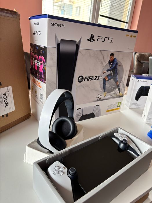 PlayStation 5 Комплект