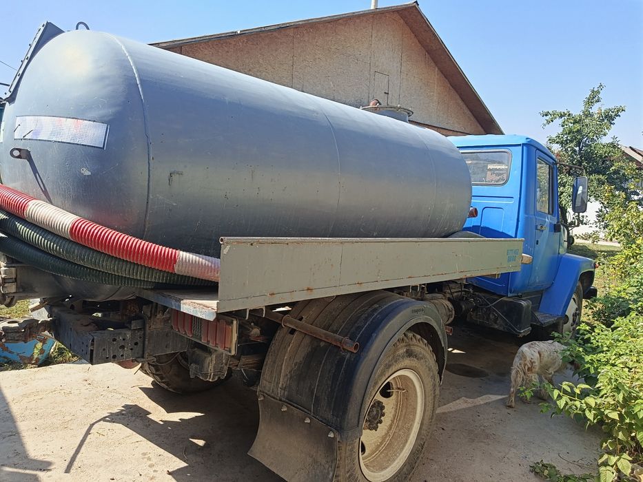 Продам ассенизатор газ 3307