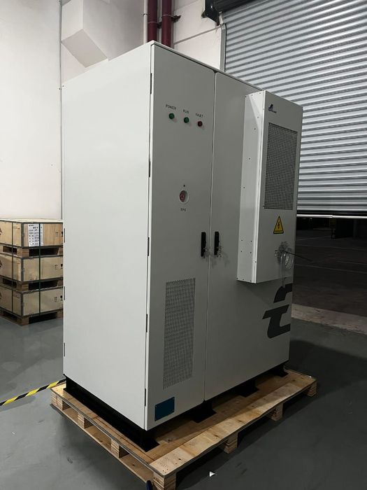 Батеря 215kWh 100kW CATL LiFePO4