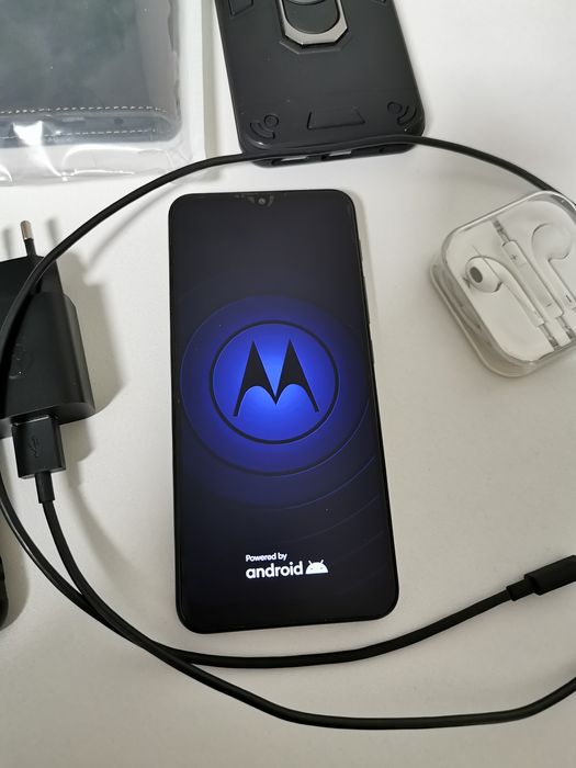 Vând telefon Motorola g10 în stare bună