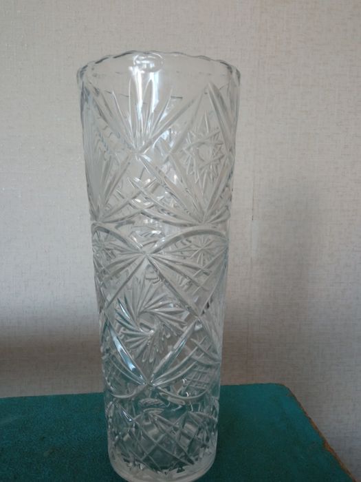 Ваза хрустальная для цветов