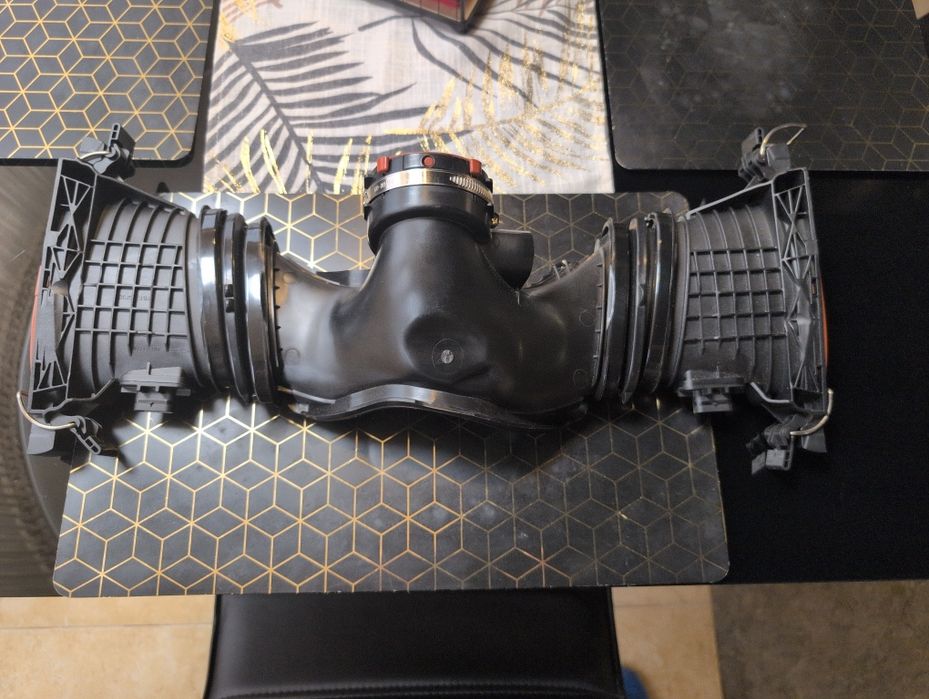 Tubulatura admisie cu debitmetru Mercedes-Benz