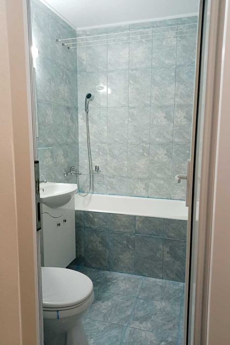 PROPRIETAR inchiriez garsoniere, zona Far Supeco