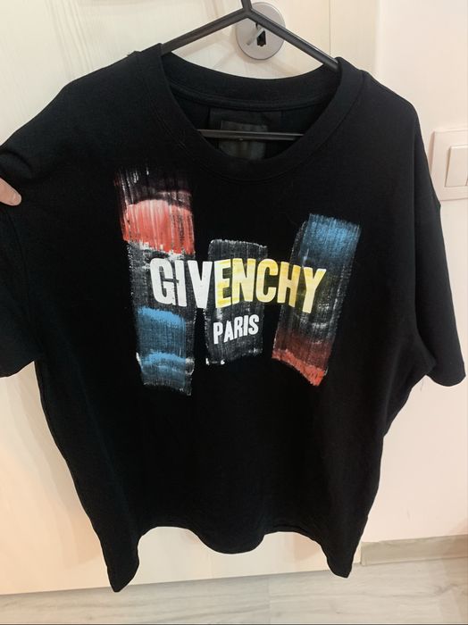 tricou givanchy.