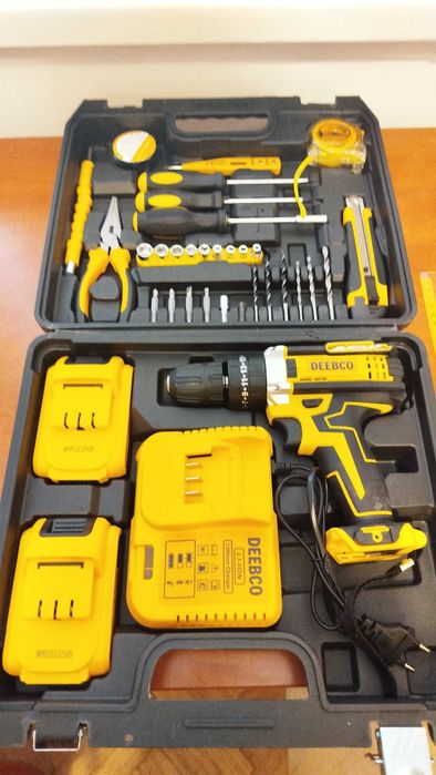 Trusa NO-NAME masina de gaurit, autofiletanta cu percutie, 2 acumulatori 36V