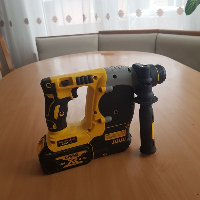 Vand  rotopercutor Dewalt corp dch273