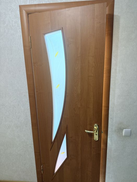 Продам двери межкомнатные