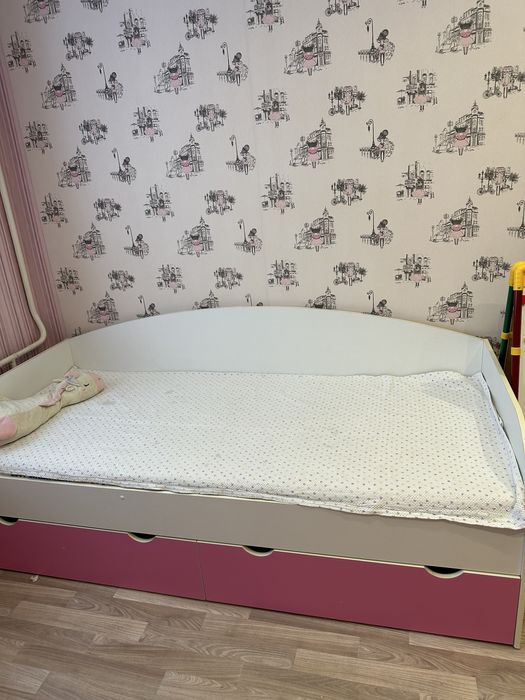 Продам детский спальный гарнитур