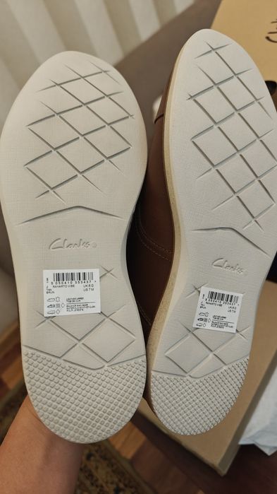 Кожаные туфли Clarks со скидкой