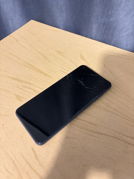 Продам redmi note 9