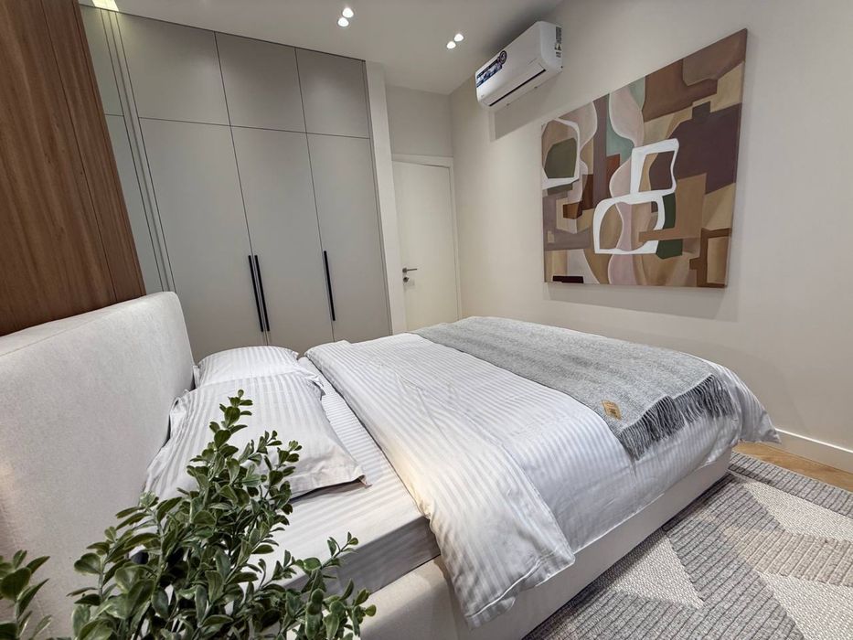 Улица Нукусская напротив Бутик Гламур Продам квартиру 2х ком 60м2