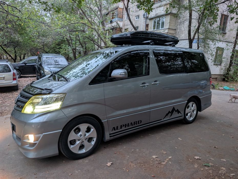 Тойота Альфард Toyota Alphard