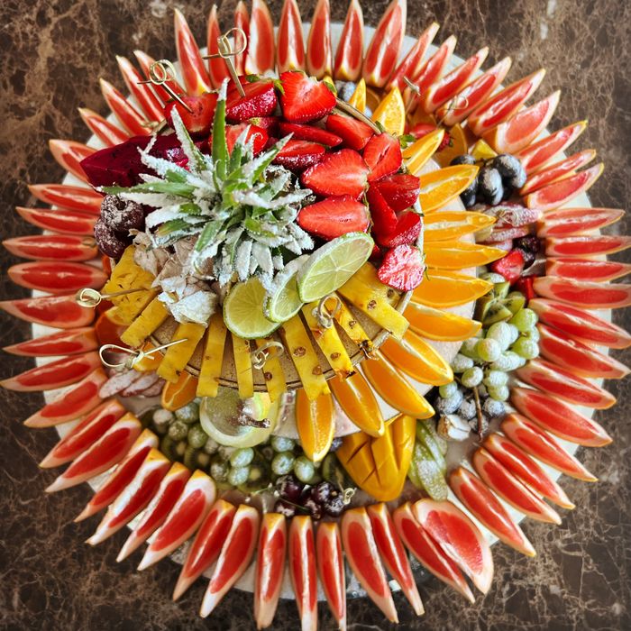 Фуршет кейтеринг фруктовая нарезка