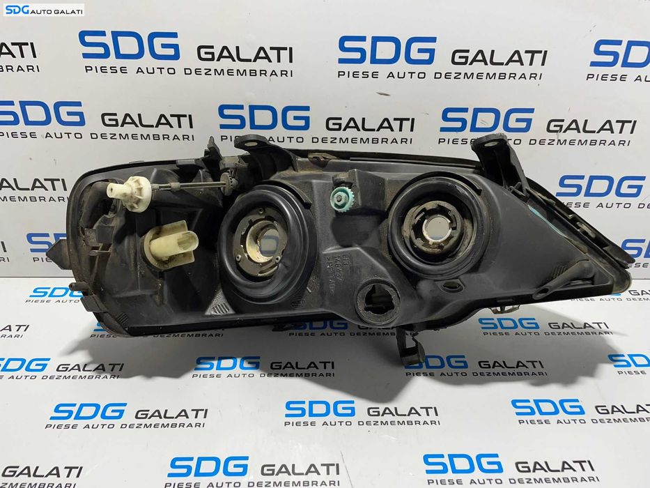 Far Stanga EUROPA Opel Astra G 1998 - 2007 Cod 13132461 LH 1LG007640-51 [L2435]