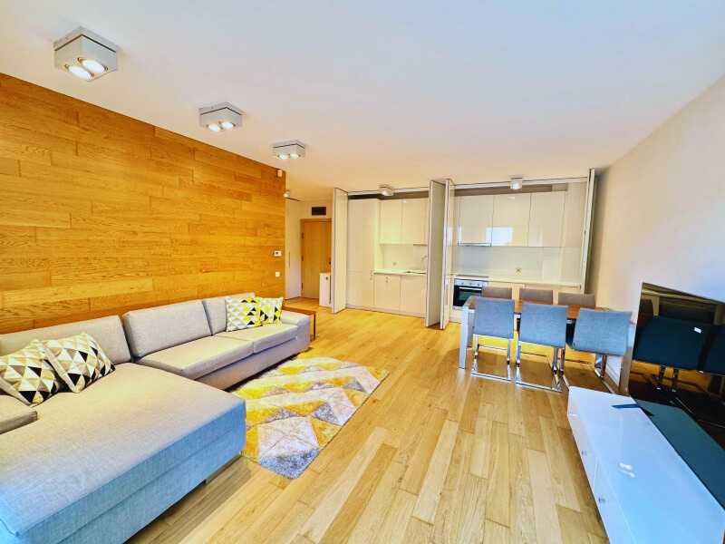 Дава се под наем Тристаен апартамент в София, Витоша - 109 кв.м за 1224 € - Снимка #13