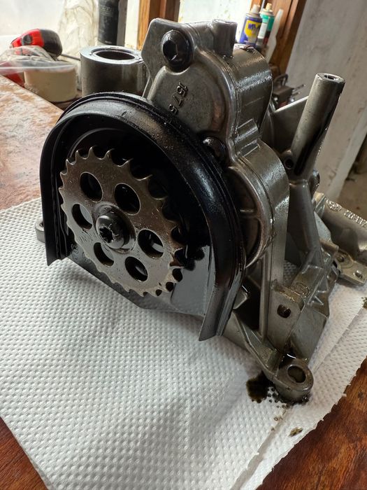 Маслена помпа bmw n57d30a 245кс