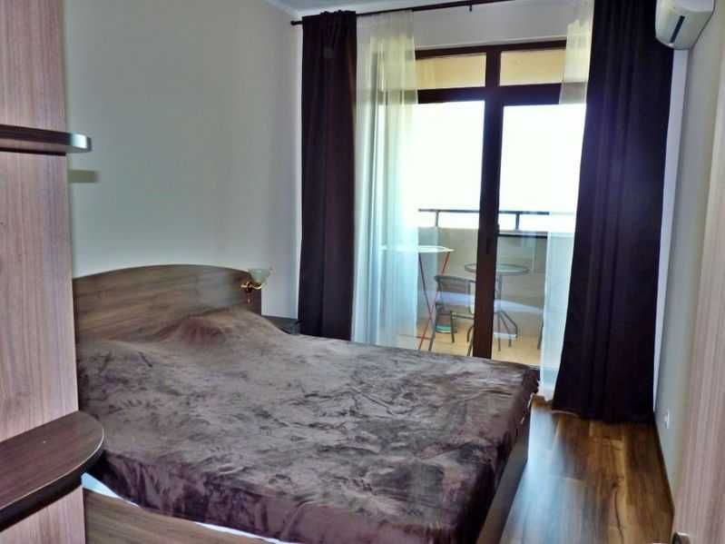 Дава се под наем Двустаен апартамент в Бургас, Зорница - 74 кв.м за 410 € - Снимка #3