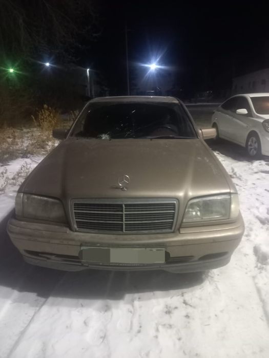 Мерседес с200w202