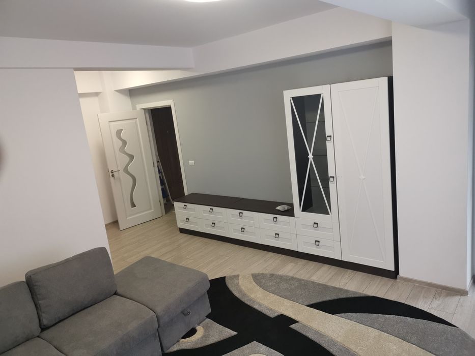 Închiriez apartament decomandat 2 camere, BLOC NOU