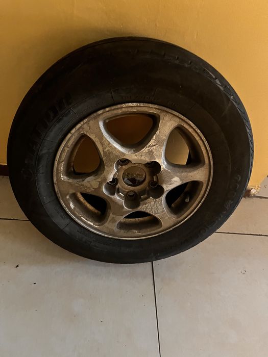 Продам шины с дисками 195-70-R14