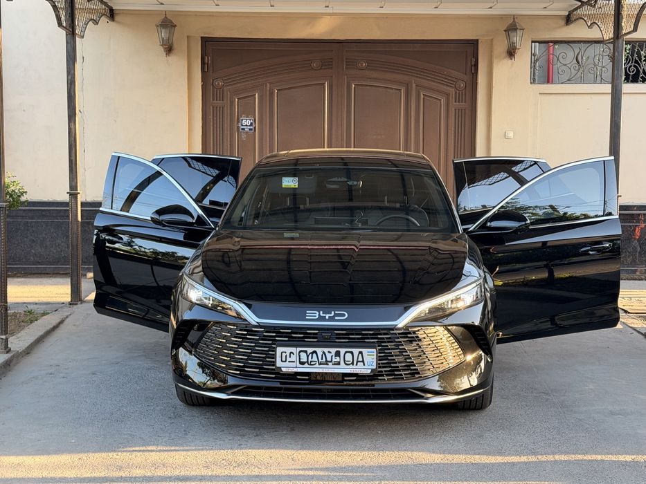 BYD Seal6 car of the future Tonirovka 12 mesyacev